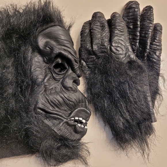 Source Unknown Other - Gorilla Mask & Gloves Latex And Faux Fur Adult Unisex Cosplay Halloween Festival